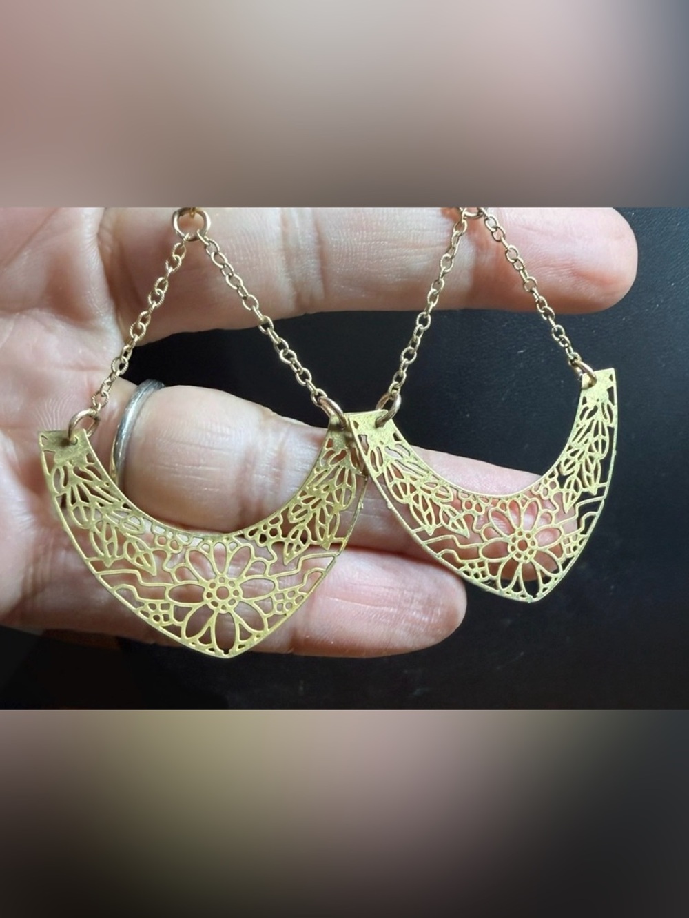Gold Tone Boho Filigree Floral Chain Dangle Drop Hoop Earrings - Picture 4 of 5